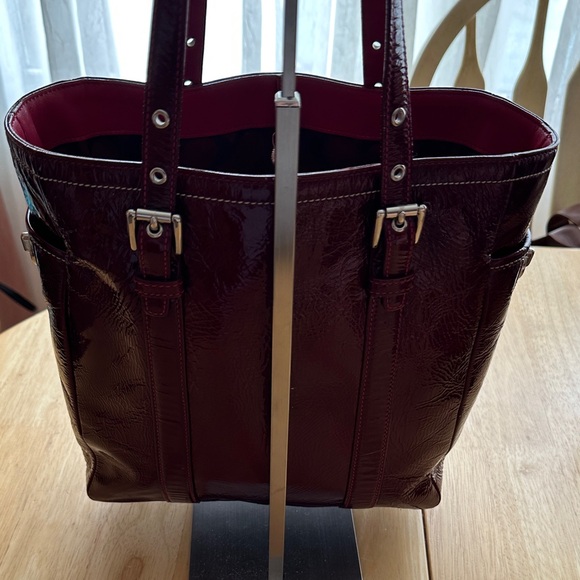 Coach Vintage 1993 Deep Red Leather Tote - Picture 2 of 7